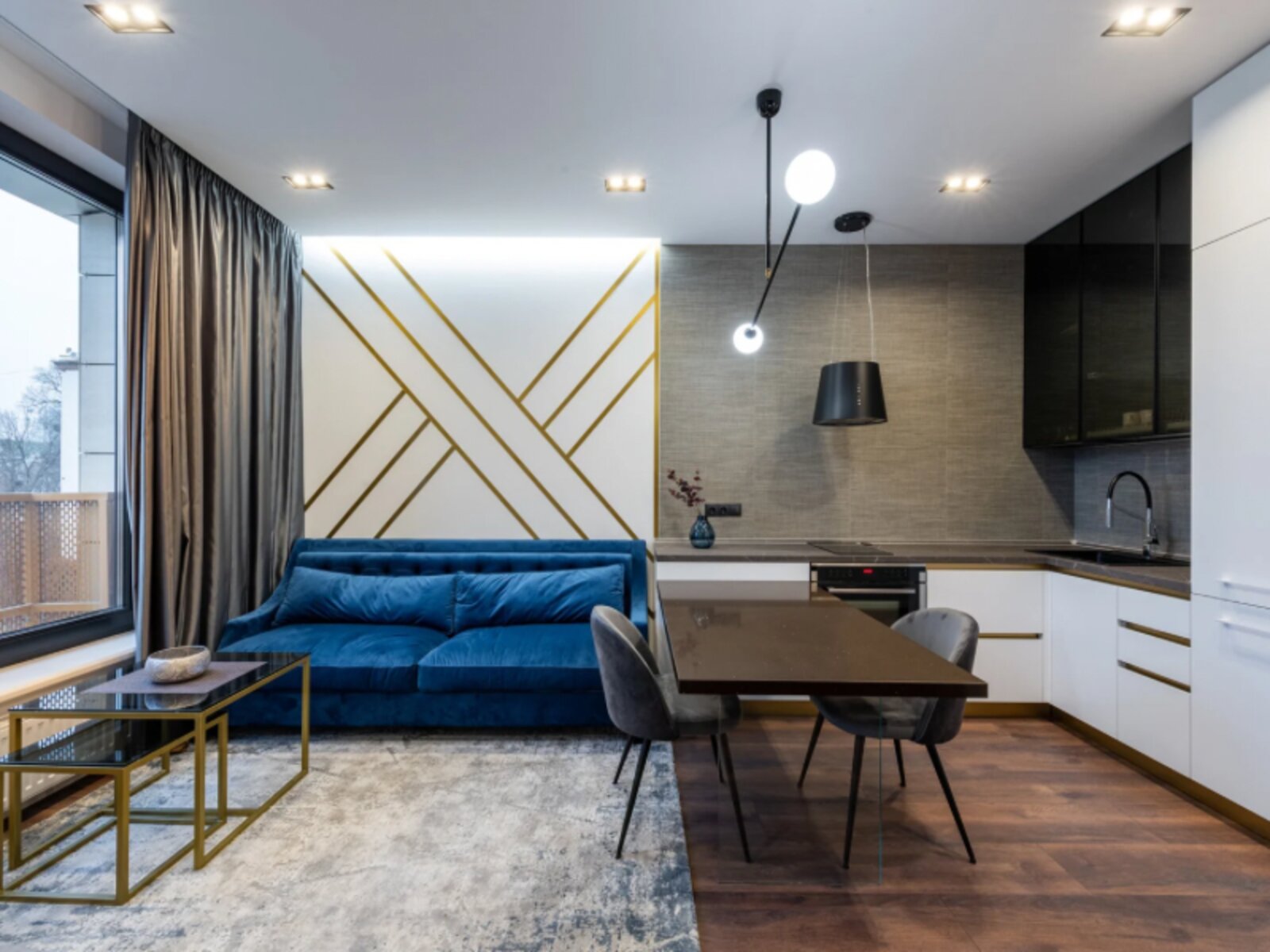 Trockenbauwand mit integrierter Techniknische